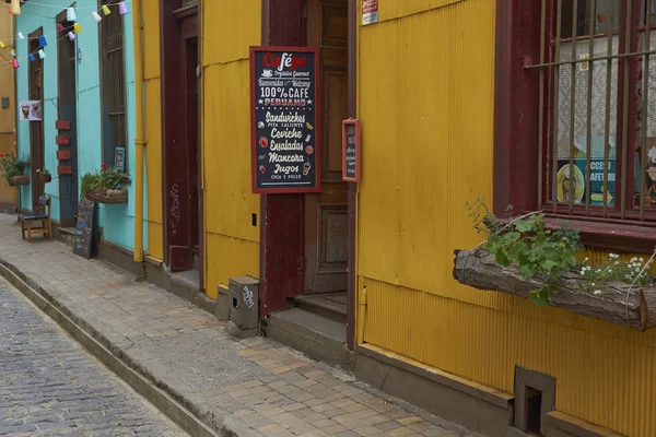 Barevné domy v Valparaiso, Chile — Stock fotografie