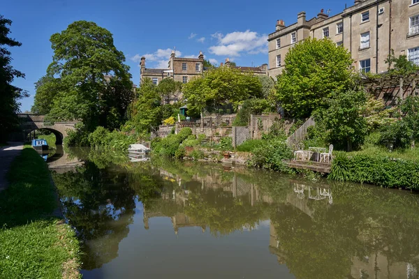 Bath Somerset United Kingdom June 2021 Kennet Avon Canal Passes — Stock Photo, Image