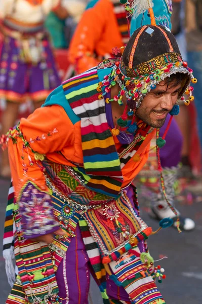 Arica Chile Januar 2016 Tinkus Tanzgruppe Farbenfrohen Kostümen Die Rahmen — Stockfoto
