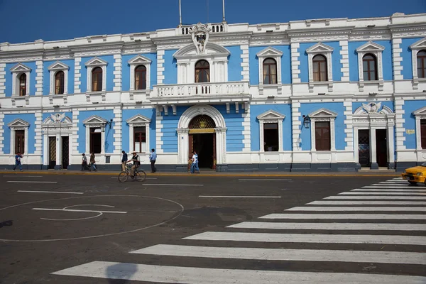 Edifícios coloridos do Peru — Fotografia de Stock