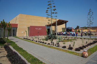 Museo Huacas de Moche clipart