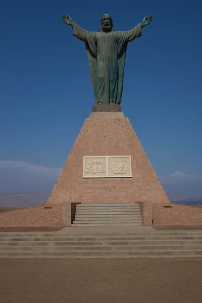 Standbeeld van Christus op Morro de Arica — Stockfoto