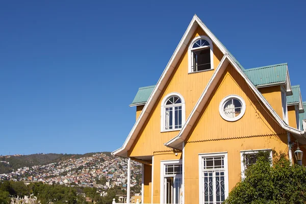 Historische gebouwen van Valparaiso — Stockfoto