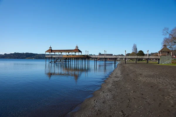 Muelle en el lago Llanquihue — Foto de Stock