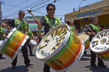 Band of a Tobas dance group