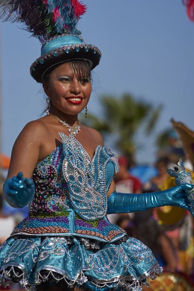 Kobiece Morenada tancerz — Zdjęcie stockowe