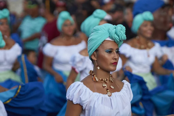 Tanzgruppe afrikanischer Abstammung — Stockfoto