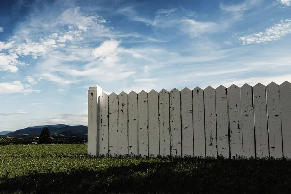 White wooden fence — Stock Photo, Image