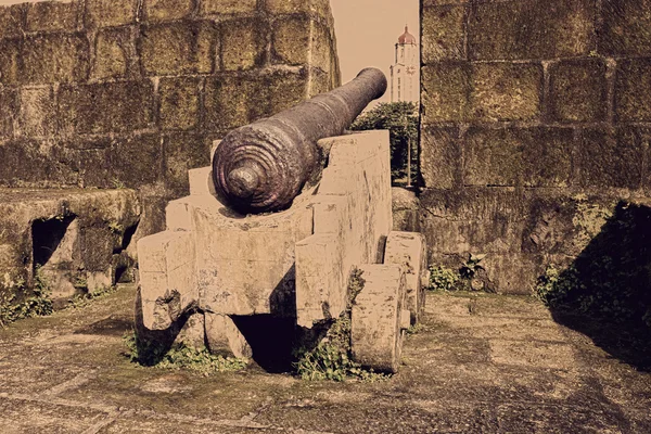 Vintage kanon op intramuros — Stockfoto