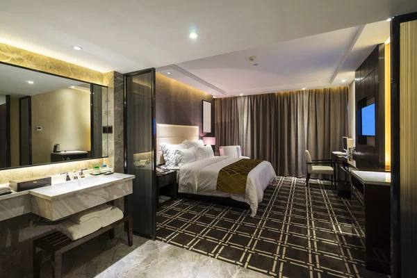 Luxus-Hotelzimmer — Stockfoto