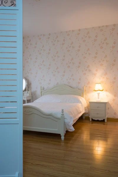 Schlafzimmer mit schöner Dekoration — Stockfoto