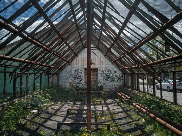 Ruins Old Abandoned Soviet School Greenhouse Kyiv Ukraine May 2021 — Stockfoto