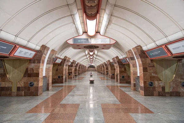 Innenraum Der Metrostation Arkhitektora Beketova Charkiw Ukraine Juni 2021 — Stockfoto