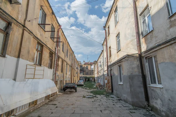 Der Alte Hof Zwischen Den Häusern Aus Dem Jahrhundert Odessa — Stockfoto