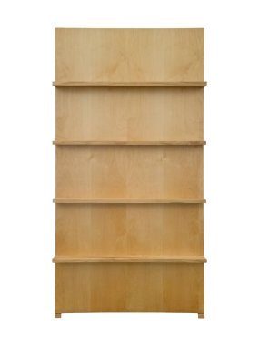 Dört boş rafı olan ahşap kitaplık izole edilmiştir..