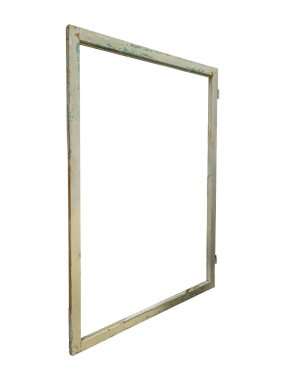 Eski aşınmış ahşap pencere çerçevesi ve soyulmuş boya izole edilmiştir.