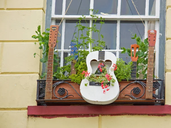 Musical Window Box Building South West England — Stock Photo, Image