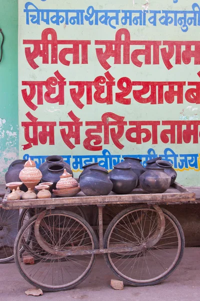 Pots for sale in Rajasthan, India — Stock Photo, Image