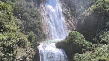 Chiapas, Meksika 'da El Chiflon şelaleleri