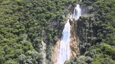 Chiapas, Meksika 'da El Chiflon şelaleleri
