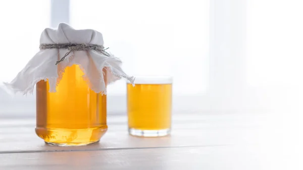 Friss Kombucha Fény Háttér — Stock Fotó