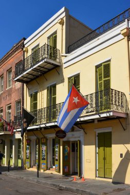 New Orleans, LA, ABD - 26 Eylül 2019: Toulouse Caddesi 'ndeki Küba Yaratılış Purosu Barı özel partiler, kurumsal etkinlikler, düğünler ve gruplar için diğer kutlamalarda uzmanlaşmıştır.. 