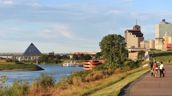 Memphis Usa September 2019 Walkway Mississippi River Bass Pro Shop — Stock Photo, Image