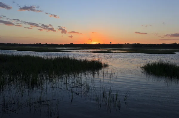 Pretty Sunset on the Canal Waterers — стоковое фото