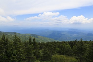 Mount Mitchell Kuzey Carolina dağlarında üzerinden görüntülemek