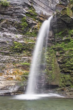 Kartal Cliff Falls'ta Havana Glenn