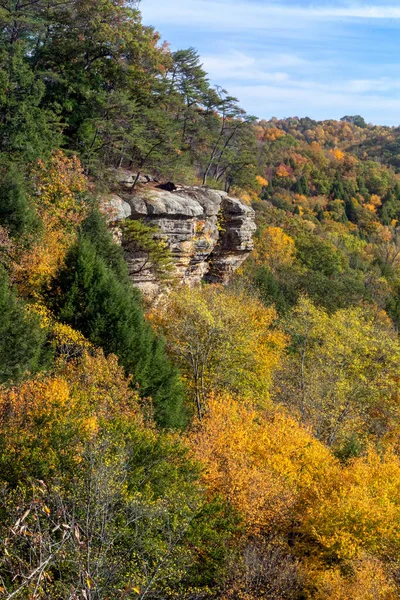 남서부의 풍경은 아름다운 힐스에 할로우 Conkles Hollow 보이는 색깔로 그려져 — 스톡 사진