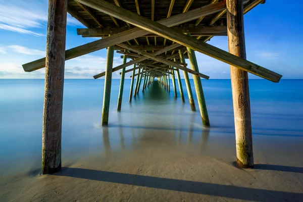 Under fiskepiren — Stockfoto