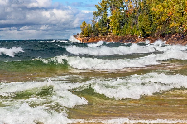 Озеро Верхнє Surf — стокове фото