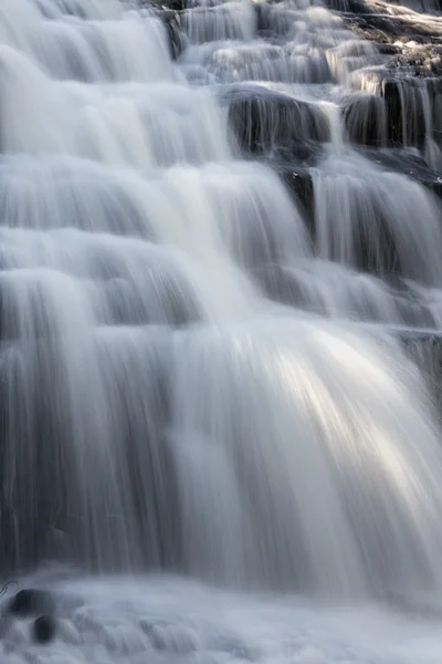 Stänk Cascade — Stockfoto