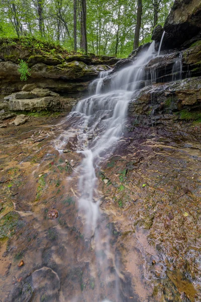 Pequena cachoeira indiana — Fotografia de Stock