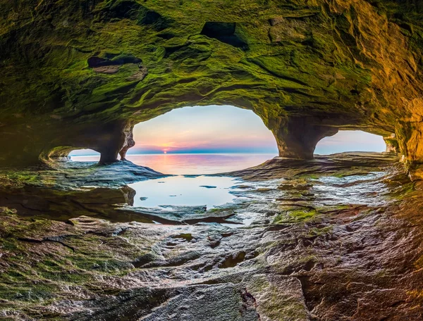 Deniz Mağarası günbatımı — Stok fotoğraf