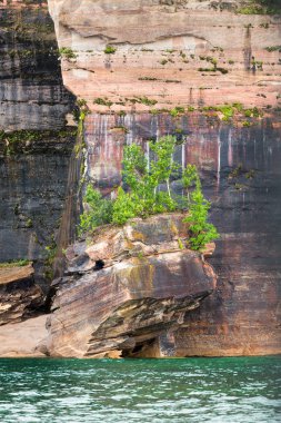 Cliff, resimde kayalar