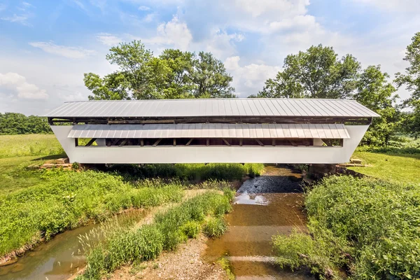 Hannaway bedeckte Brücke — Stockfoto