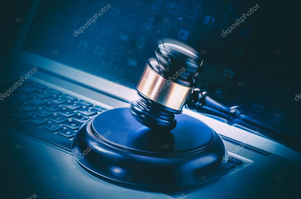 Computer laws. Юриспруденция. Профессионализм эстетика. Computer laws. Юрист и компьютер.