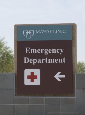 Phoenix.Az,Usa Ağustos, 18, 2015 Mayo Kliniği Mayo Clinic yaygın olarak dünyanın en büyük hastanelerinden biri olarak kabul ve 