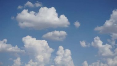 Epik kabarık beyaz bulut hızlandırılmış Arizona
