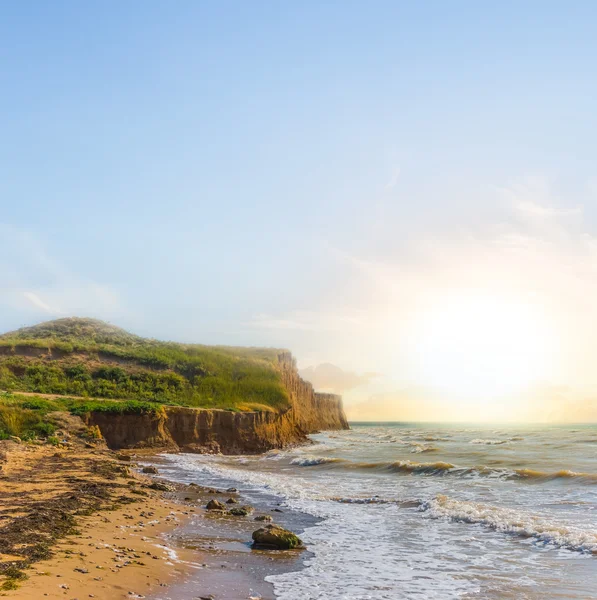 Línea costera al amanecer — Foto de Stock