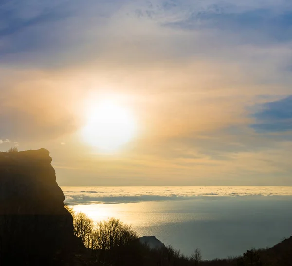 Uitzicht Vanaf Bergklif Naar Een Zonsondergang Boven Zee — Stockfoto