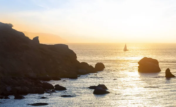 Marine Cape Silhouette Early Morning Summer Sea Vacation Background — Stock Photo, Image