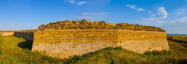 Old Medieval Fortress Stay Green Fields — Stock Photo, Image