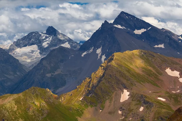 Gebirgslandschaft — Stockfoto