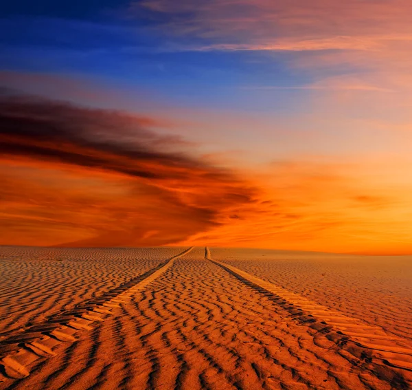 Sand desert at the dusk — Stock Photo, Image