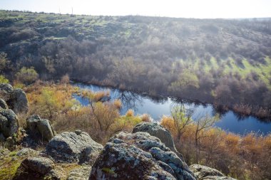 Mavi bahar dağ nehir