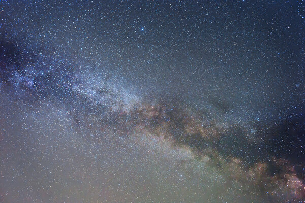 ночное небо с молочным путем