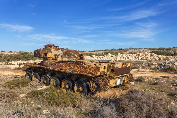 Cyprus oude afvuren grond scène — Stockfoto